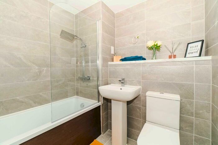 2 Bedroom Apartment To Rent In - Parliament Street, Liverpool, Merseyside, L8