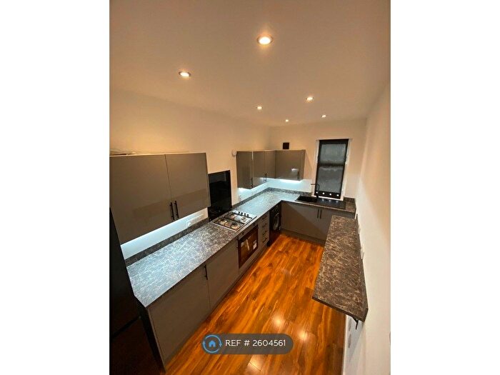 3 Bedroom Flat To Rent In Drip Road, Stirling, FK8