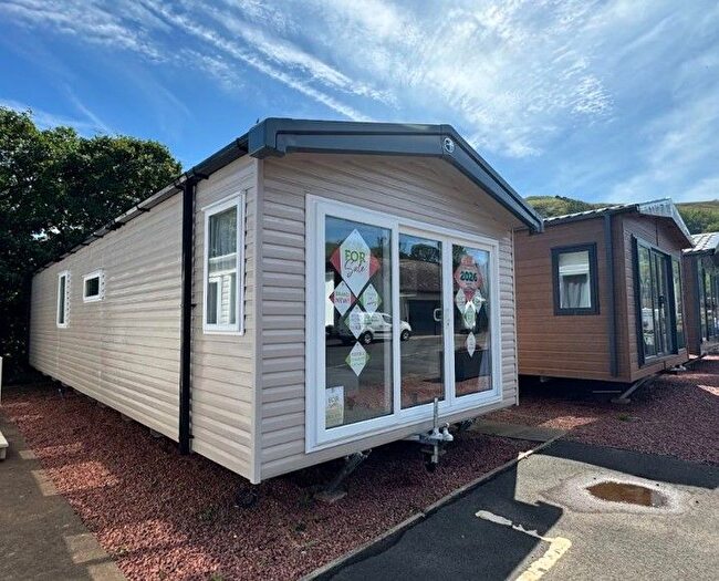 2 Bedroom Mobile/park Home For Sale In Cockburnspath, TD13