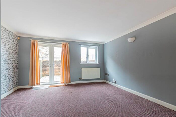 2 Bedroom End Of Terrace House For Sale In Philip Street, Canton, Cardiff, CF11