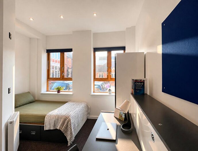 1 Bedroom Flat To Rent In Holmes House, New Dover Road, Canterbury, CT1