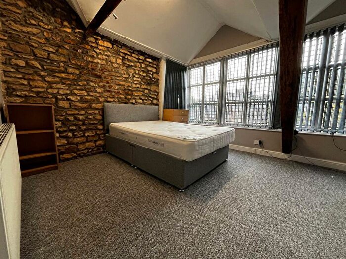 2 Bedroom Private Hall To Rent In Castle Hill, Lancaster, LA1