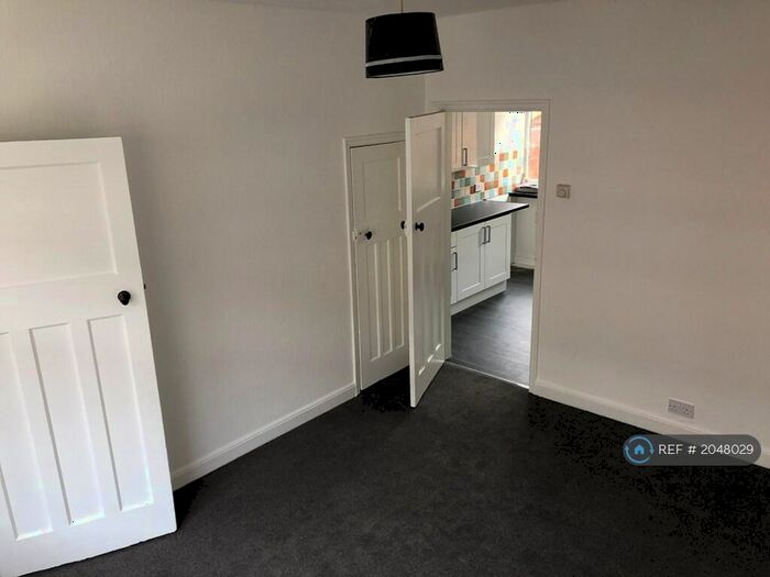2 Bedroom Terraced House To Rent In Locomotive Street, Darlington, DL1