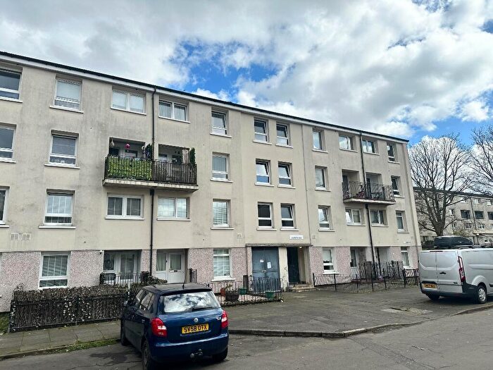 2 Bedroom Flat To Rent In Latherton Drive, Maryhill, Glasgow, G20