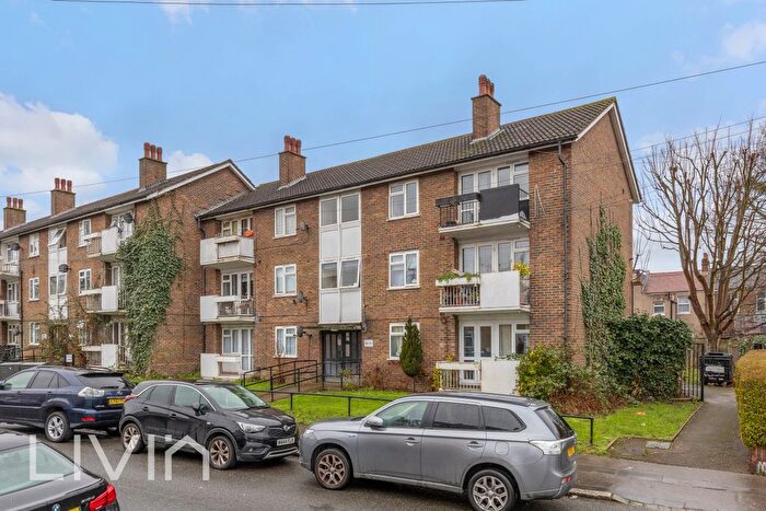 1 Bedroom Flat For Sale In Denmark Road, London, SE25