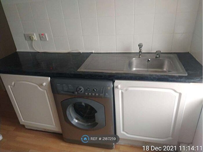 1 Bedroom Flat To Rent In Craigton Road, Glasgow, G51