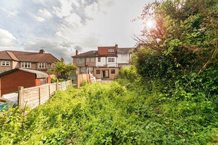 5 Bedroom Terraced House To Rent In Ravensbourne Park, London, SE6