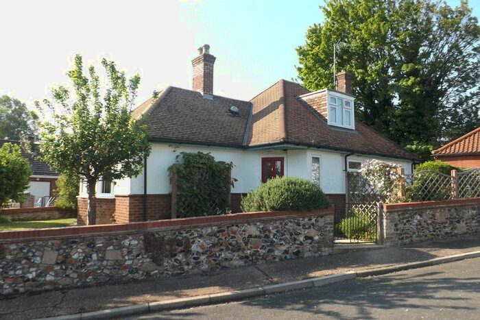 3 Bedroom Chalet To Rent In Thomas Paine Avenue, Thetford, IP24