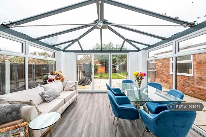 3 Bedroom Semi-Detached House To Rent In New Causeway, Reigate, RH2