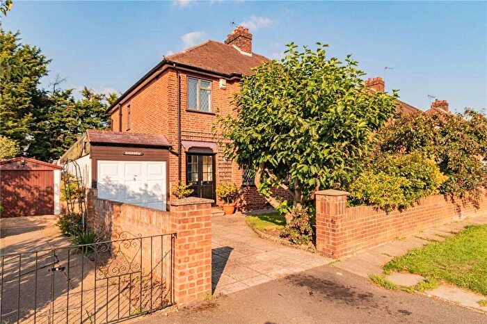 3 Bedroom Semi-Detached House To Rent In Iver Lane, Cowley, Uxbridge, UB8