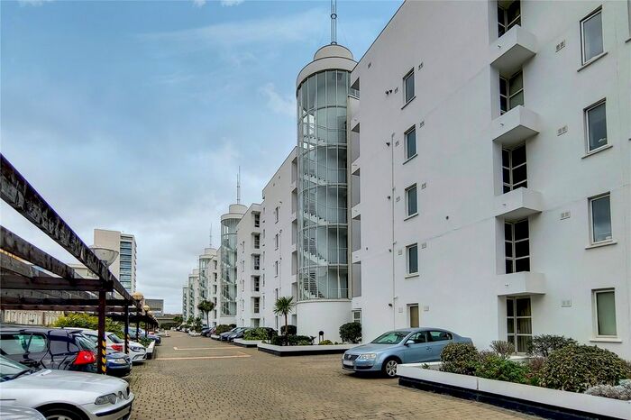 1 Bedroom Flat To Rent In Barrier Point Road, Royal Docks, London, E16