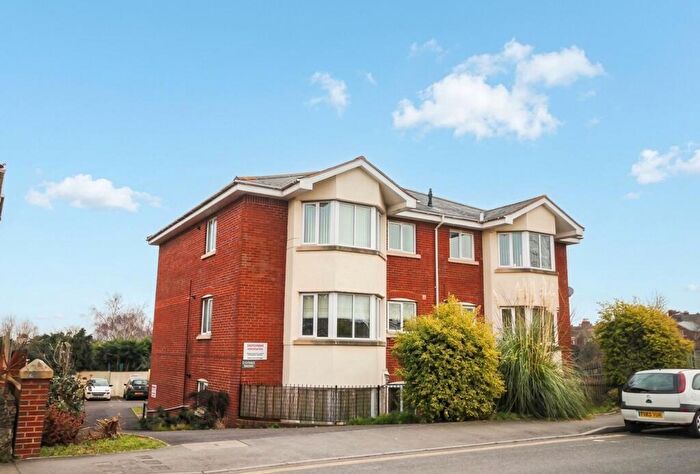 2 Bedroom Apartment To Rent In Mount Pleasant Road, Exeter, EX4