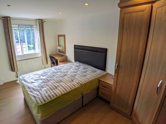 2 Bedroom Flat To Rent In Bed – Oxford Road, Manchester, M1