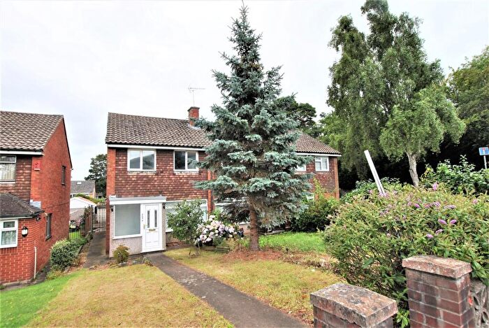 3 Bedroom Semi-Detached House To Rent In Broomhill Road, Bristol, BS4