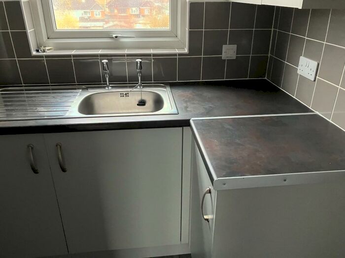 1 Bedroom Flat To Rent In Highfield Road, Birmingham, B8