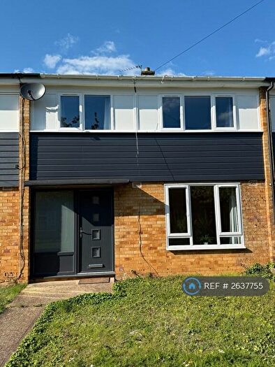 3 Bedroom Terraced House To Rent In Kent Way, Cambridge, CB4