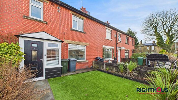 3 Bedroom Terraced House To Rent In Lingfield Terrace, Queensbury, BD13