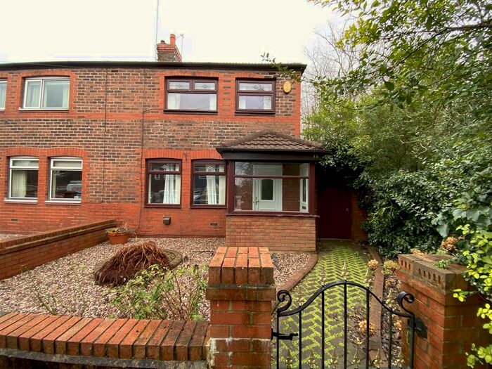 3 Bedroom Semi-Detached House To Rent In Clovelly Avenue, St. Helens, WA9