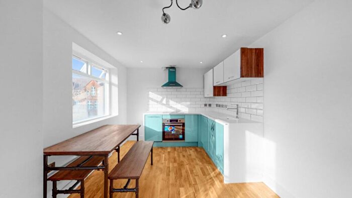 2 Bedroom Flat To Rent In Mora Road, London, NW2