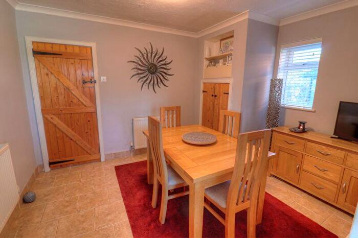 2 Bedroom Semi-Detached House For Sale In Foresters, Water End, HP14
