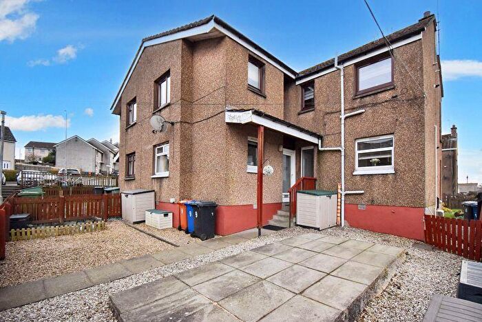 2 Bedroom Flat For Sale In Melrose Gardens, Twechar, G65