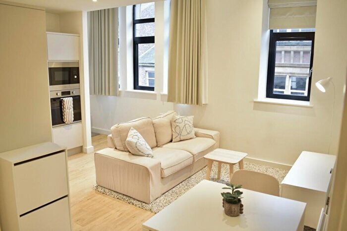 1 Bedroom Apartment To Rent In Devonshire House, Leeds City Centre, LS1