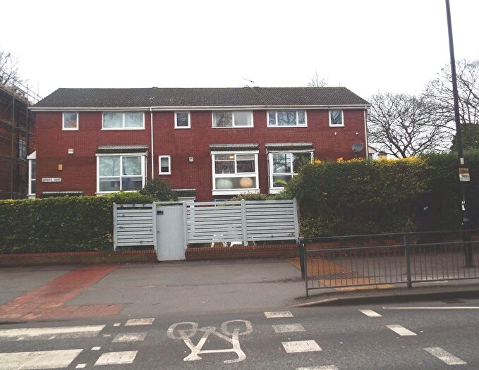 5 Bedroom Terraced House For Sale In Avenues Court, Princes Avenue, Hull, HU5