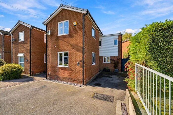 3 Bedroom Link Detached House For Sale In Goyt Avenue, Marple, Stockport, Greater Manchester, SK6