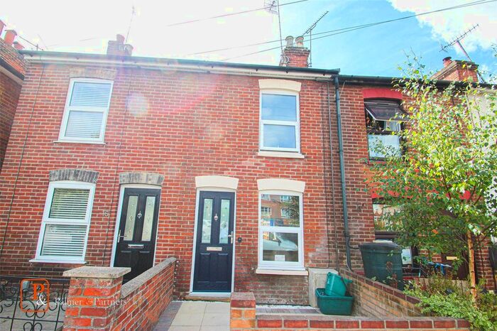2 Bedroom Terraced House To Rent In Colne Bank Avenue, Colchester, Essex, CO1