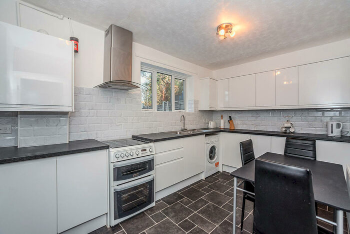 3 Bedroom Terraced House To Rent In Restons Crescent, London, SE9