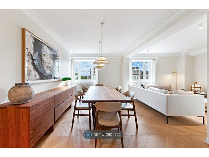 4 Bedroom Flat To Rent In Malvern Court, London, SW7