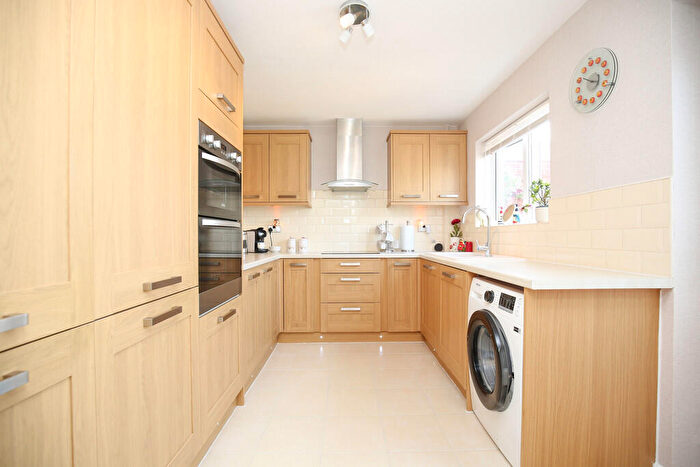4 Bedroom Detached House For Sale In The Aspens, Kingsbury, B78