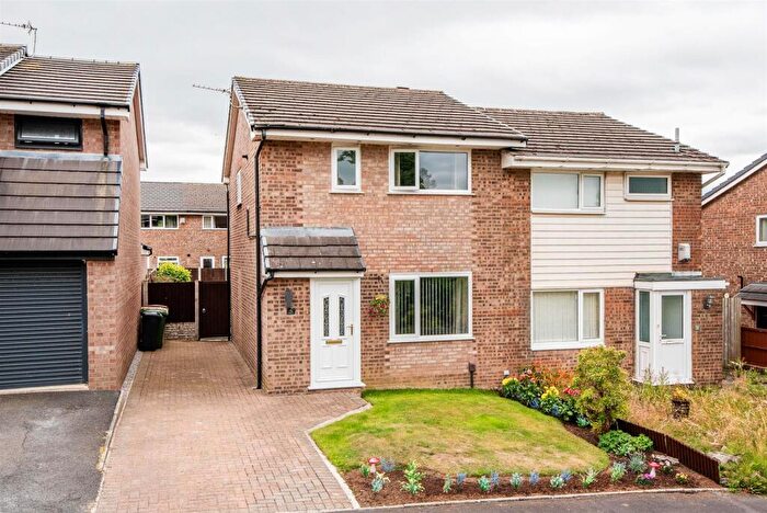 3 Bedroom Semi-Detached House For Sale In Corston Grove, Blackrod, Bolton, BL6