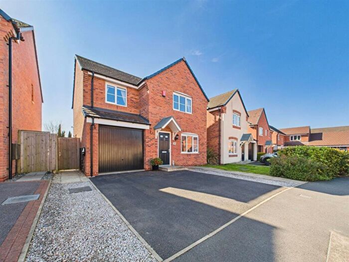 4 Bedroom Detached House For Sale In Bunting Way, Willington, Derbyshire, DE65