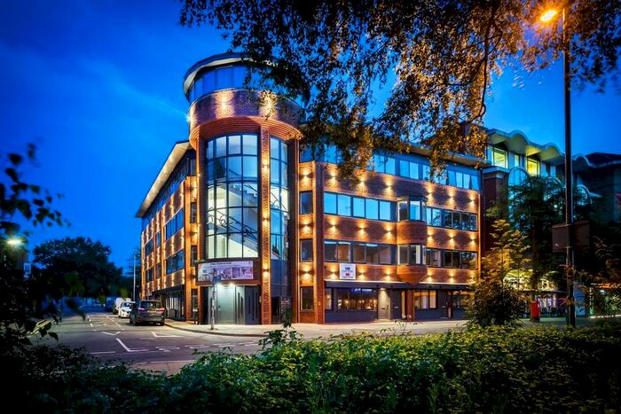 1 Bedroom Flat To Rent In Goldsworth Road, Woking, Surrey, GU21