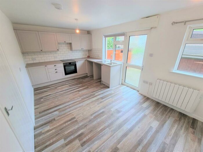 2 Bedroom Terraced House To Rent In Moorfield, Lifton, PL16
