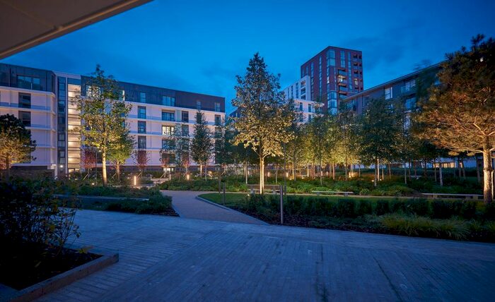 Garage / Parking To Rent In Nine Elms, Nine Elms, London, SW8