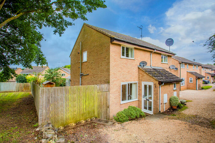 2 Bedroom Semi-Detached House To Rent In Clarkes Way, Brackley, NN13