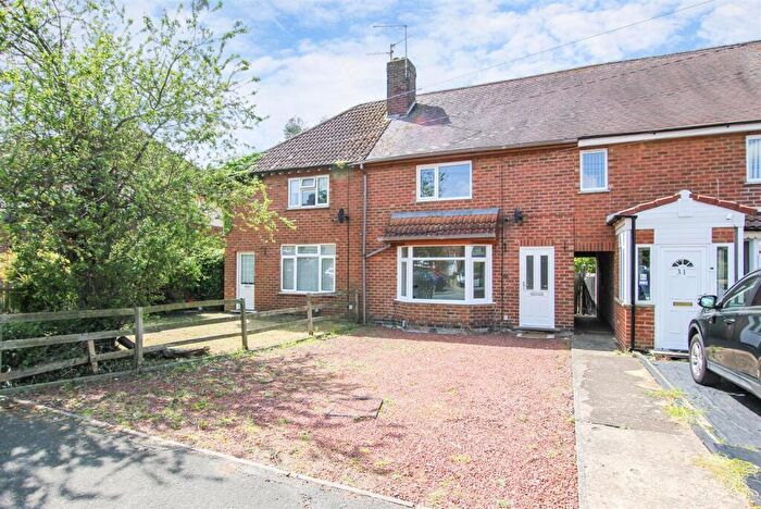 3 Bedroom Terraced House To Rent In , Holly Road, Kettering, NN16