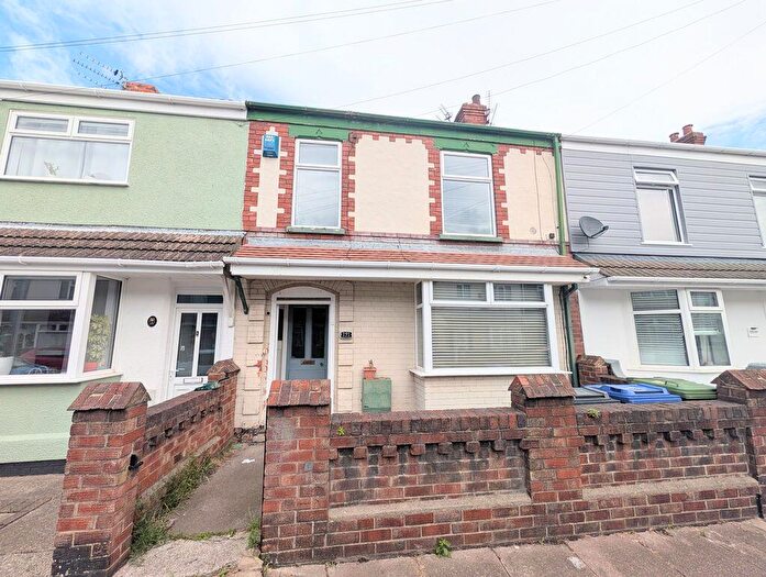 3 Bedroom Terraced House For Sale In Cooper Road, Grimsby, DN32