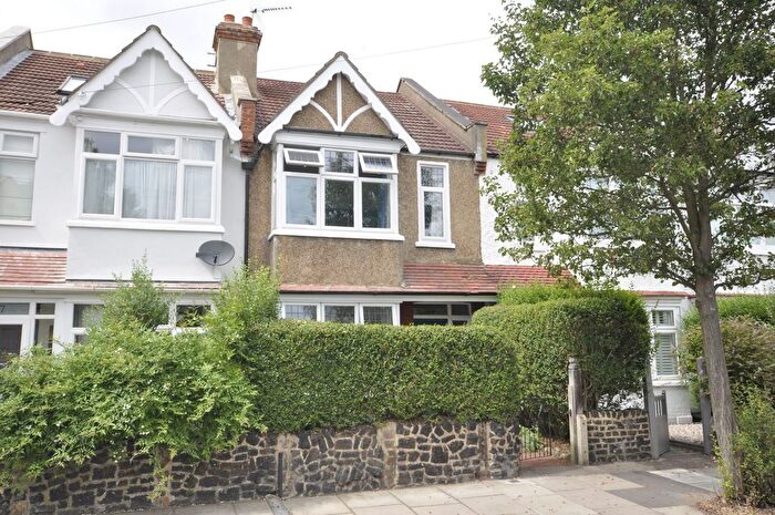 2 Bedroom Terraced House To Rent In Rosslyn Avenue, Barnes, SW13