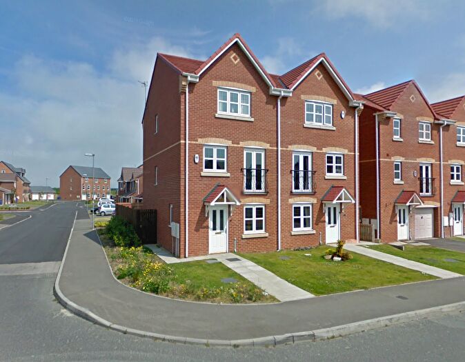 4 Bedroom Town House To Rent In Grenaby Way, Murton, Seaham, Durham, SR7
