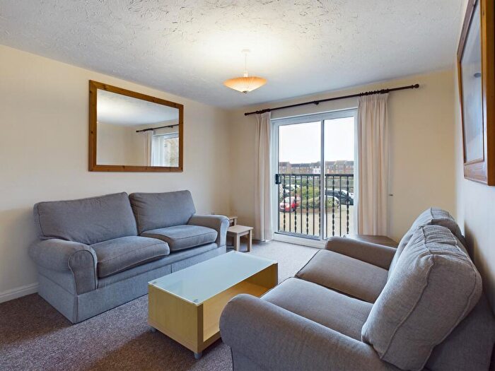2 Bedroom Apartment For Sale In Hartley Bridge, Victoria Dock, HU9