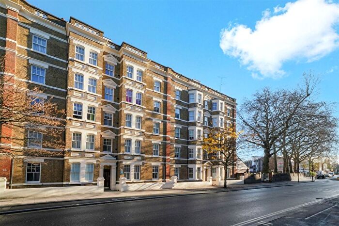 2 Bedroom Flat For Sale In Royal College Street, London, NW1