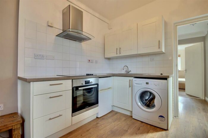 1 Bedroom Block Of Apartments To Rent In Stamshaw Road, Portsmouth, PO2