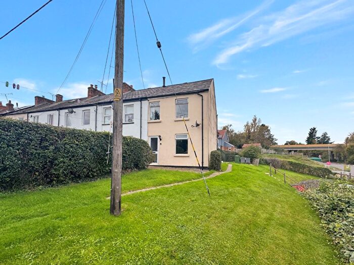 2 Bedroom End Terrace House For Sale In Warehorne Road, Hamstreet, Ashford, TN26