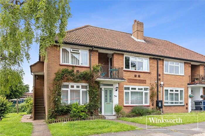 1 Bedroom Flat To Rent In Basing Way, Finchley, London, N3