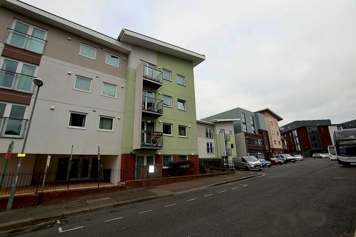 1 Bedroom Flat To Rent In Verney Street, Exeter EX1