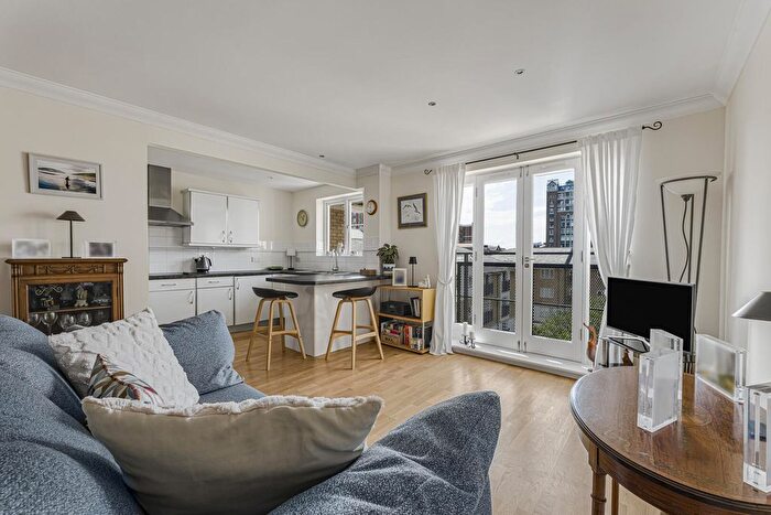 2 Bedroom Flat For Sale In Prices Court, Cotton Row, London, SW11