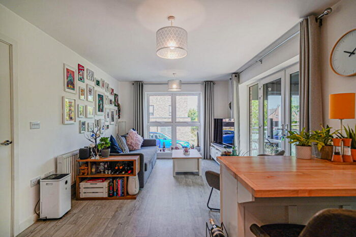 2 Bedroom Apartment For Sale In Lotus House, Elm Road, Blythe Valley, B90